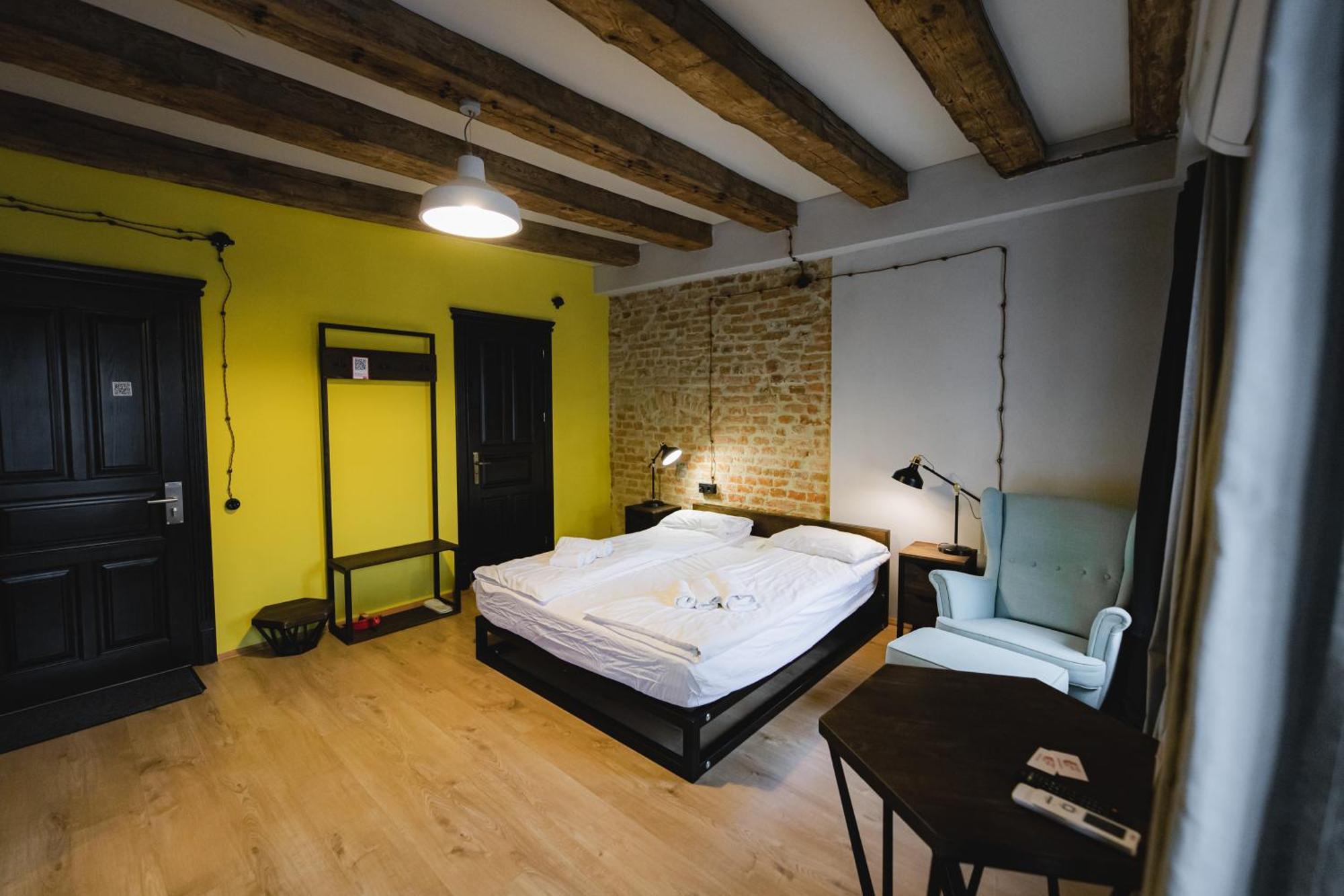 Apartments Justlvivit At The Rynok Square Ngoại thất bức ảnh