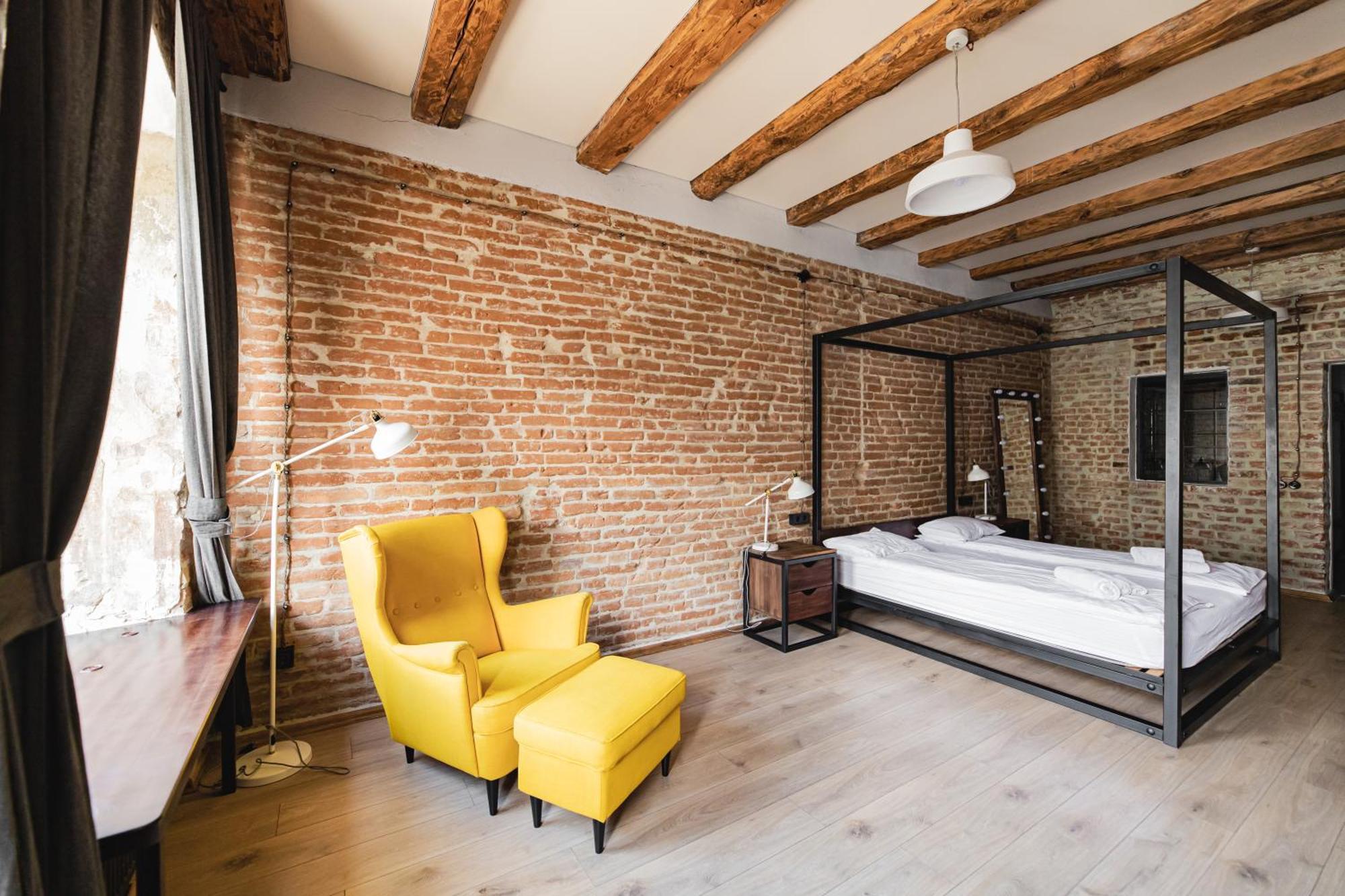 Apartments Justlvivit At The Rynok Square Ngoại thất bức ảnh