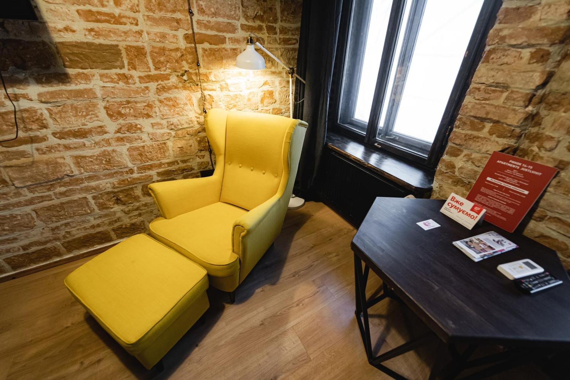 Apartments Justlvivit At The Rynok Square Ngoại thất bức ảnh