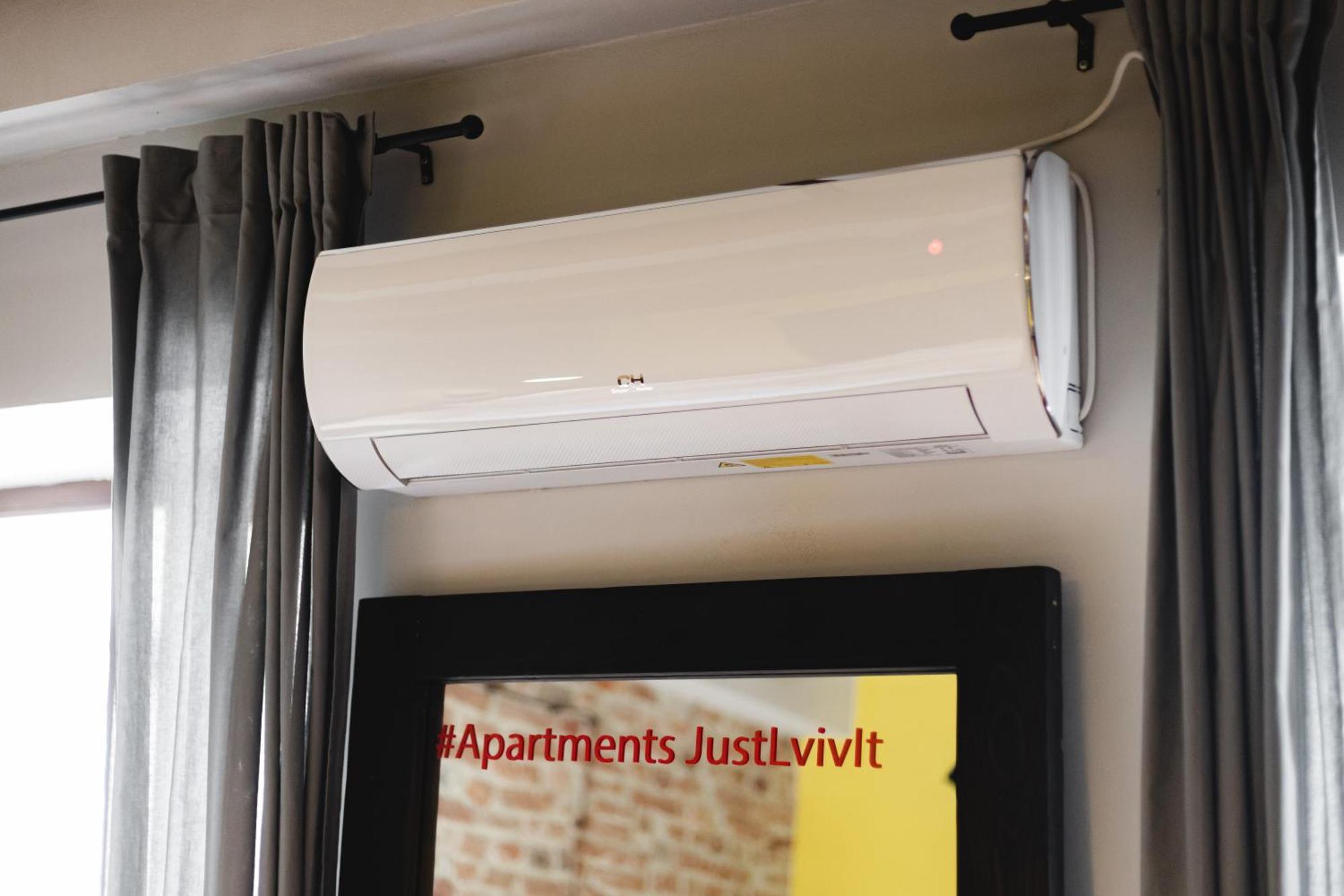Apartments Justlvivit At The Rynok Square Ngoại thất bức ảnh