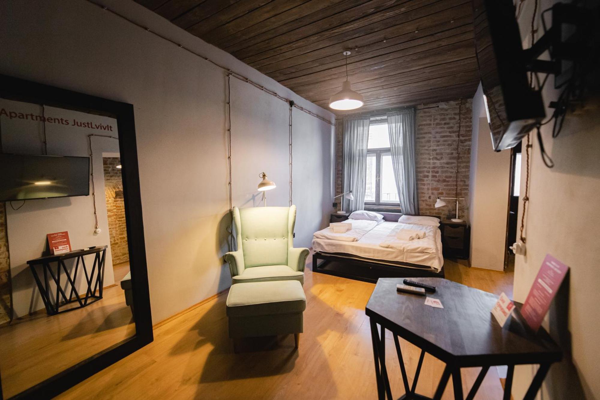 Apartments Justlvivit At The Rynok Square Ngoại thất bức ảnh