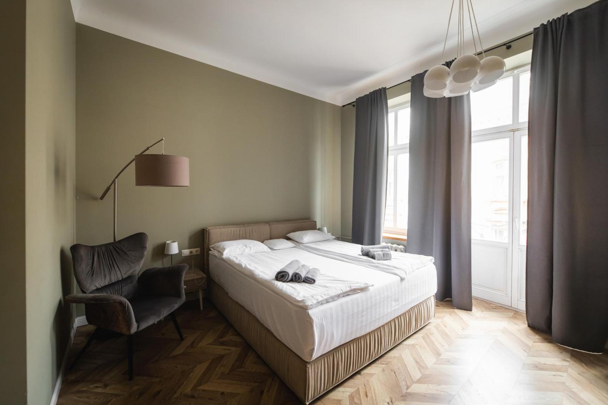 Apartments Justlvivit At The Rynok Square Ngoại thất bức ảnh