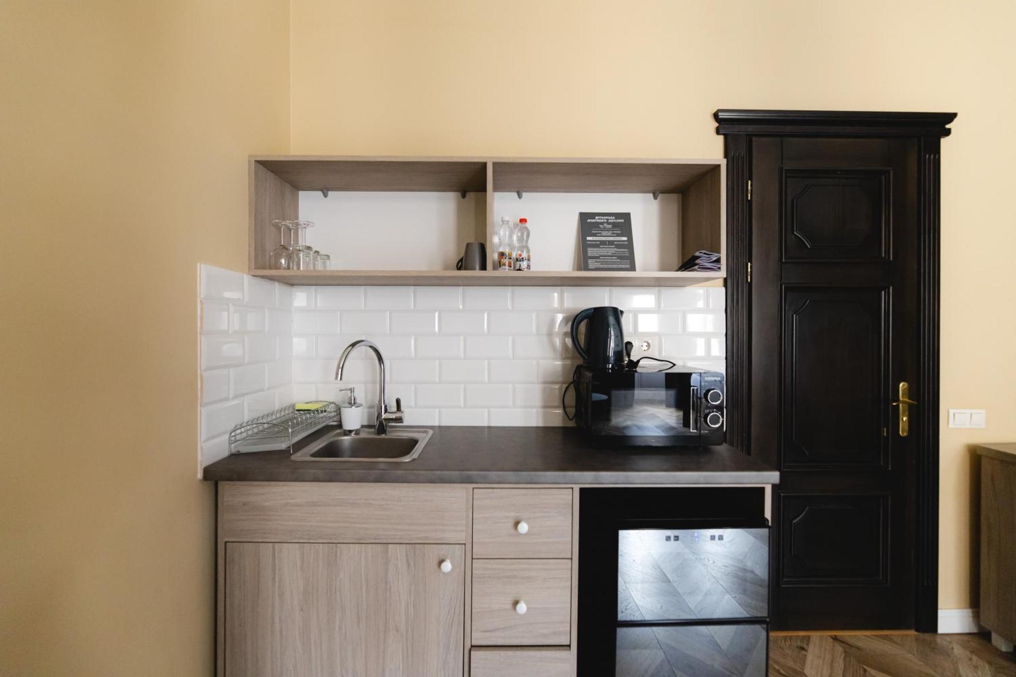 Apartments Justlvivit At The Rynok Square Ngoại thất bức ảnh